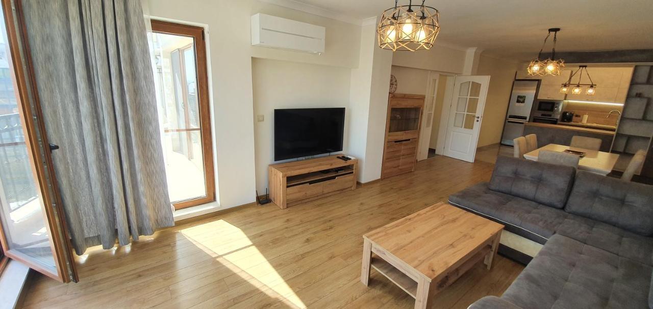 Central Lux Apartment Варна Экстерьер фото