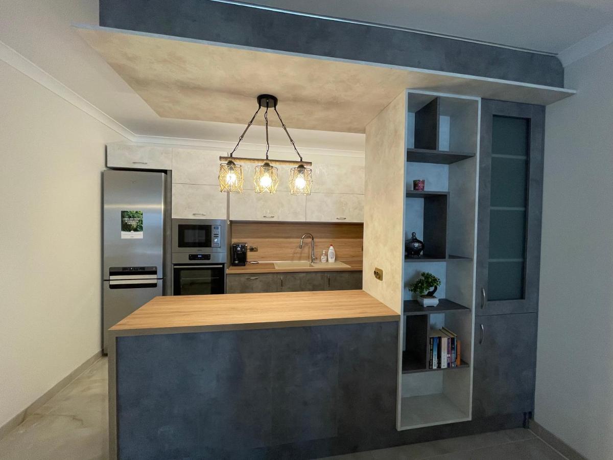 Central Lux Apartment Варна Экстерьер фото